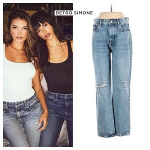 NWT BETRO SIMONE Women 27 Distressed Ripped High Rise Boyfriend Loose Jeans
